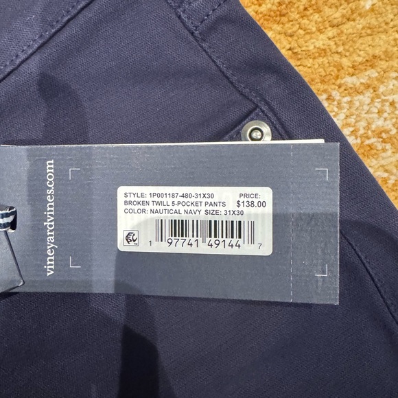 Vineyard Vines men’s pants - Picture 3 of 3